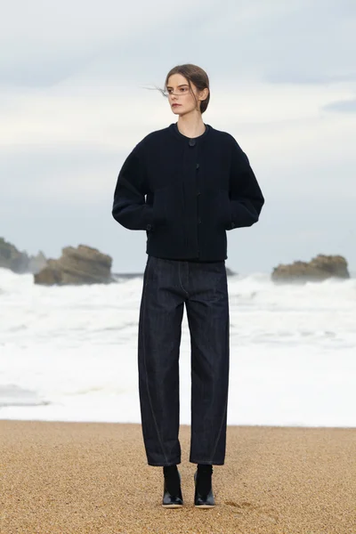Look 10